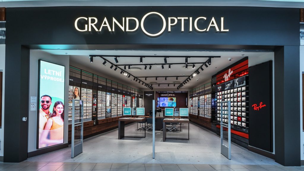 Grand Optical - Varyáda