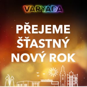 Obrázek s přáním "Přejeme šťastný nový rok" na pozadí s ohňostrojem a ilustrací budov s logem Varyáda.