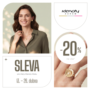 Žena v khaki haleně, nabídka slevy na šperky