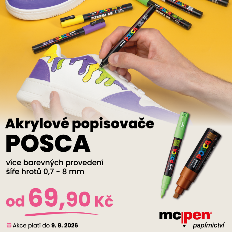 Ruka kreslí na tenisku akrylovým popisovačem Posca